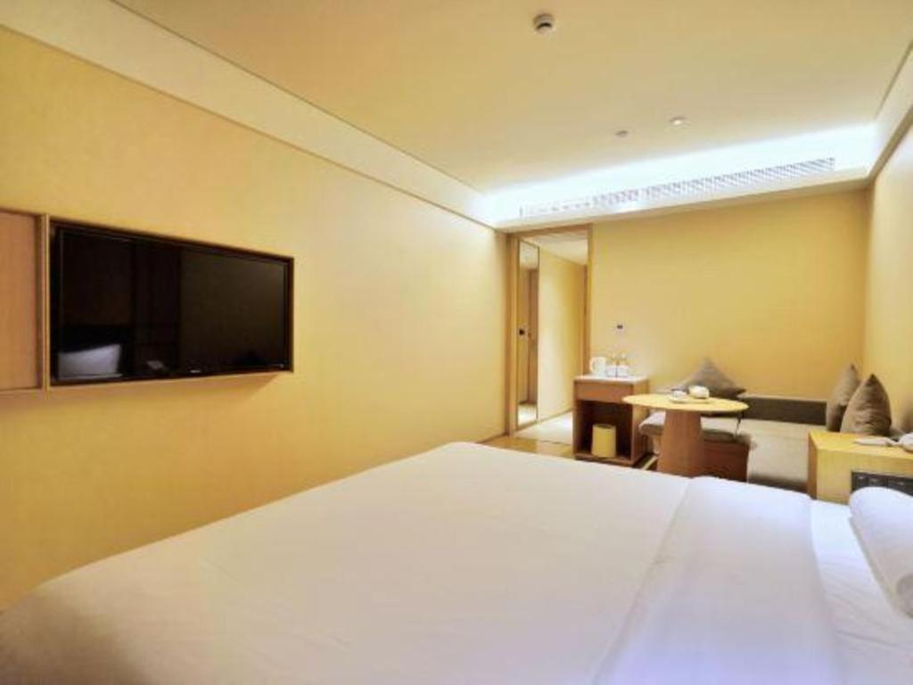 Ji Hotel Shanghai Hongqiao Yan'An XI Road Buitenkant foto