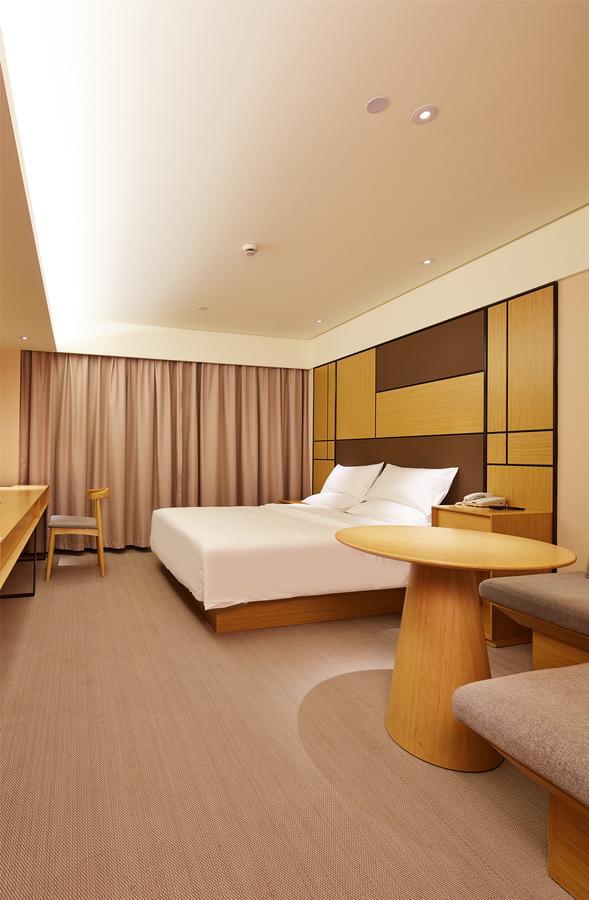 Ji Hotel Shanghai Hongqiao Yan'An XI Road Buitenkant foto